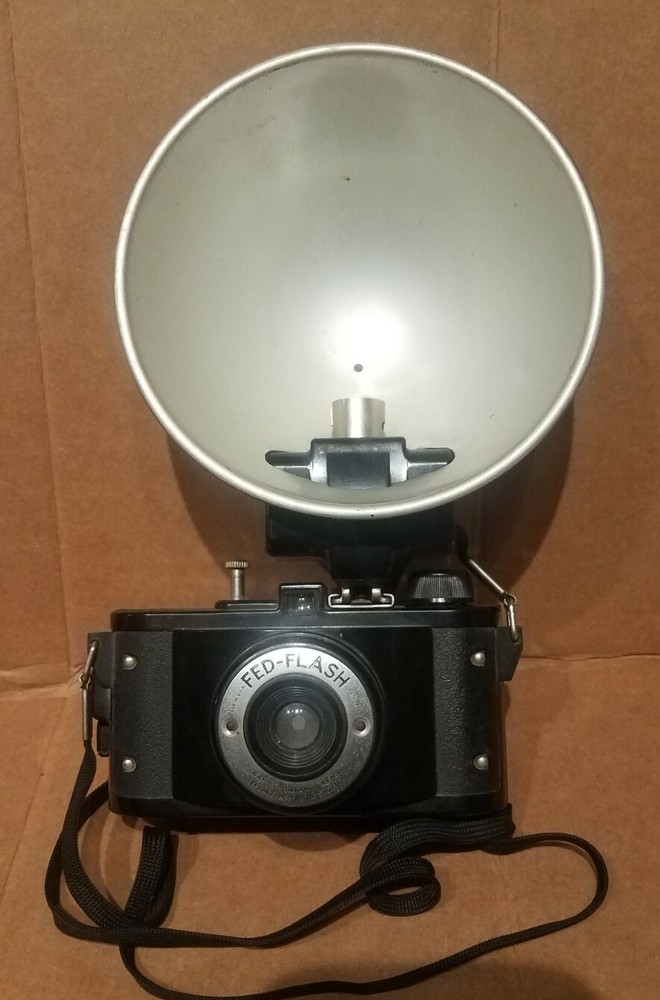 Fed-Flash Type A Shutter Camera Federal Mfg & Engineering Corp