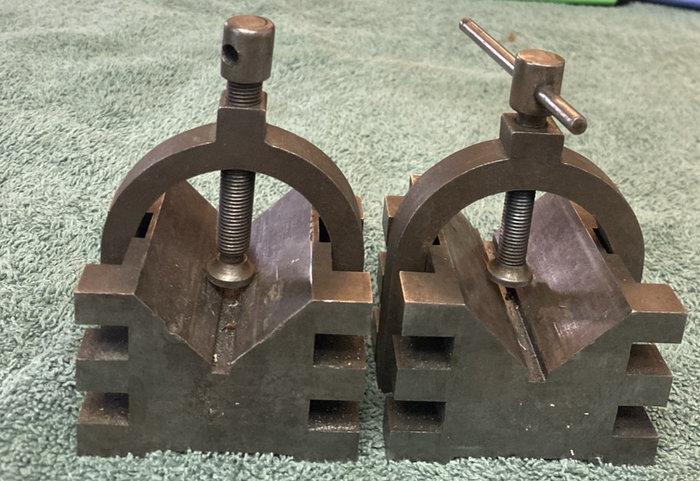 2pc Set vintage machine tooling v-block with clamp