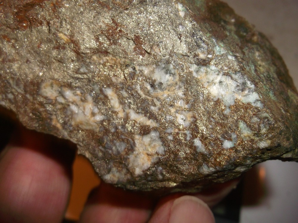 Gold, silver, copper, 474 grams samples ,ore high grade .