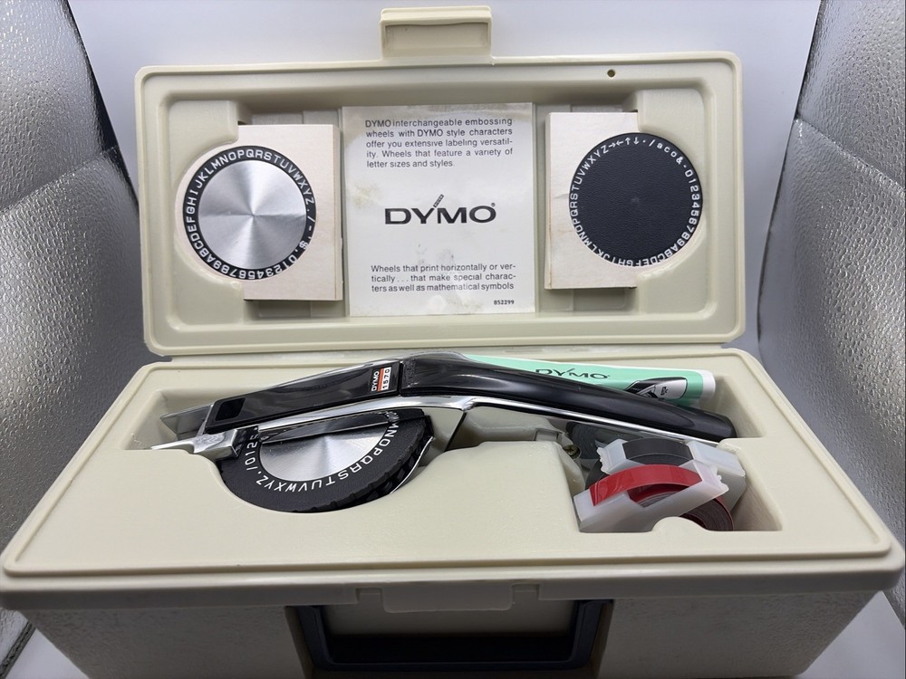 DYMO 1570 Label Maker Original Case 3 wheels W/Instructions EXCELLENT Condition