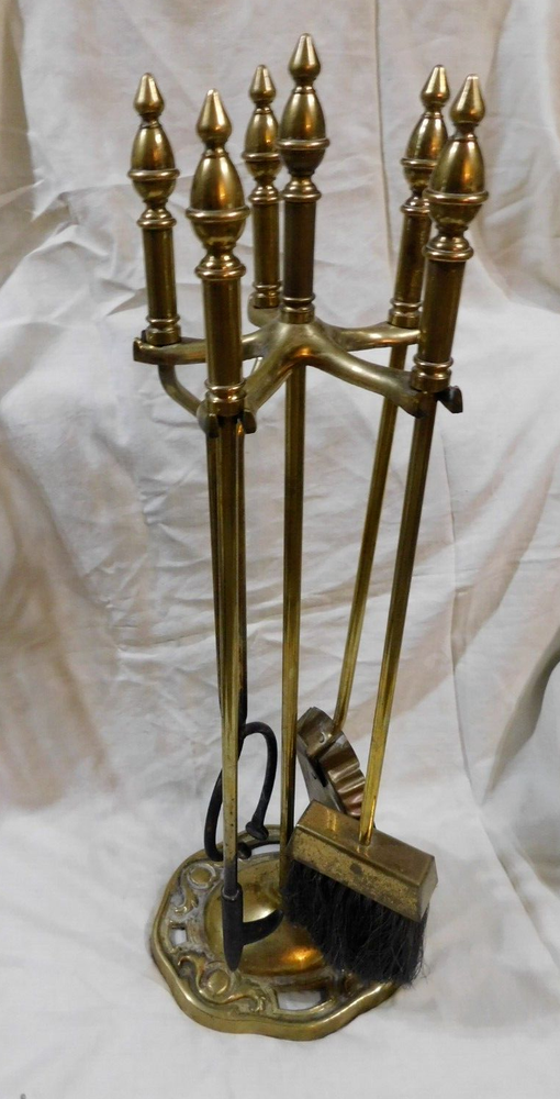 FIREPLACE TOOL SET 4 PIECE BRASS ? ORNATE BASE