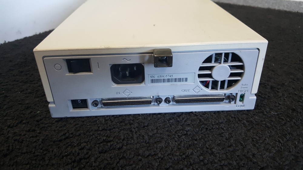 SUN External Tape Drive GWV611-1 Class B