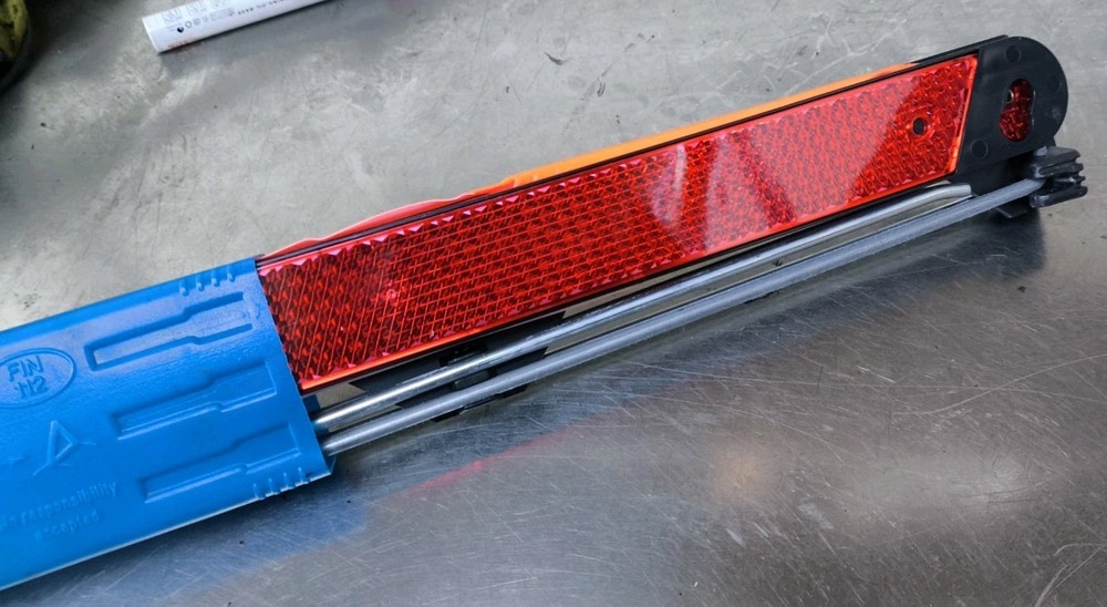 BMW X5 E53 E60 E61 E90 E91 EMERGENCY WARNING TRIANGLE 1095457 1999-2006