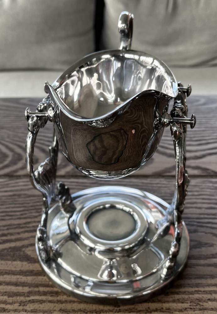 Vintage Beautiful Silver Plated Gravy Boat With Warming Stand Elegant