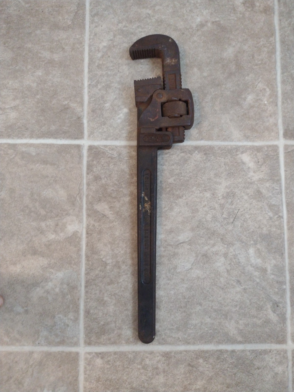 ANTIQUE ORIGINAL Trimont TRIMO-TRADE MARK 18" PIPE WRENCH