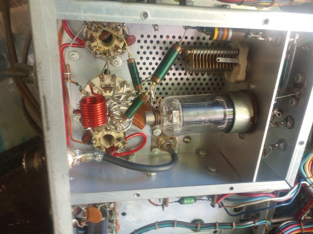 Heathkit VHF-1 Seneca Ham Radio Transmitter