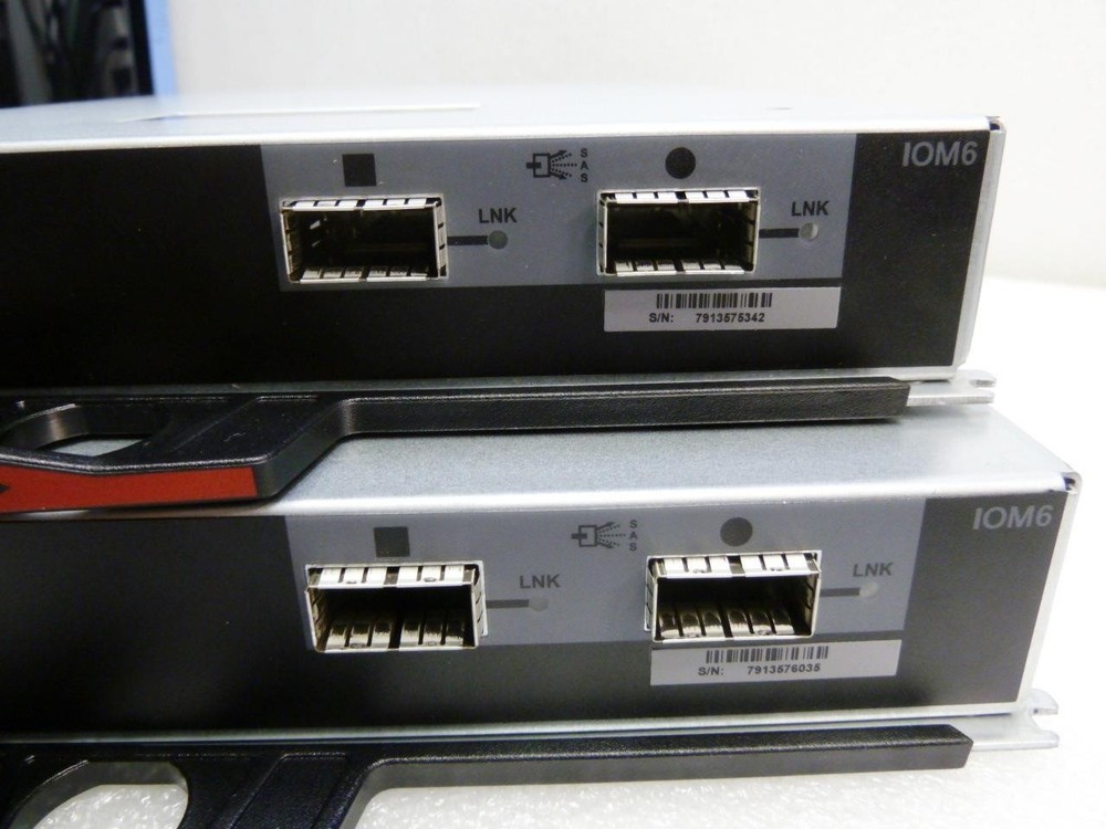 2x NetApp IOM6 6Gbps SAS Disk Array / Storage Controller Module | 111-00190+B5