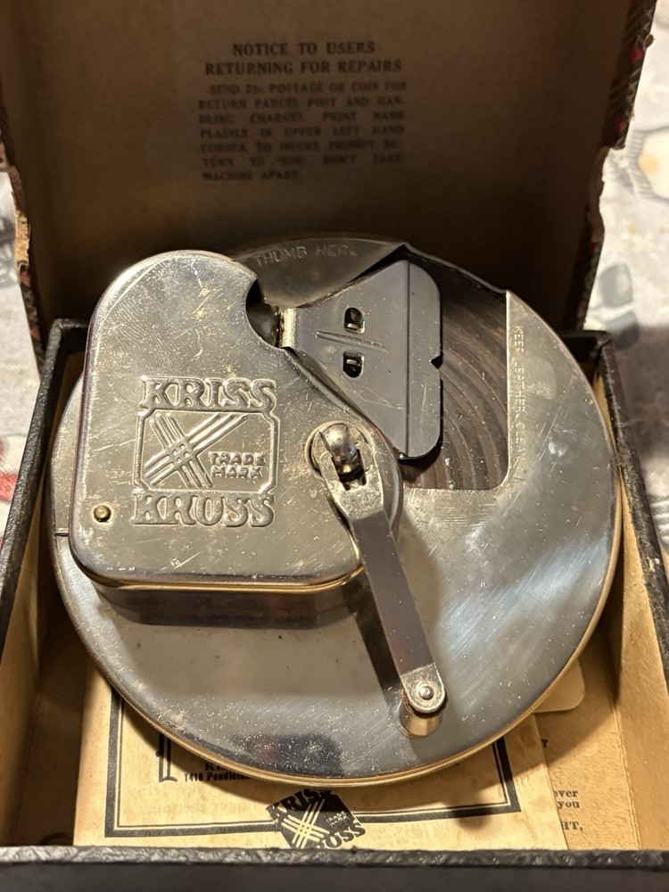 Vtg 1920s Kriss Kross Stropper Razor Blade Mechanical Sharpener