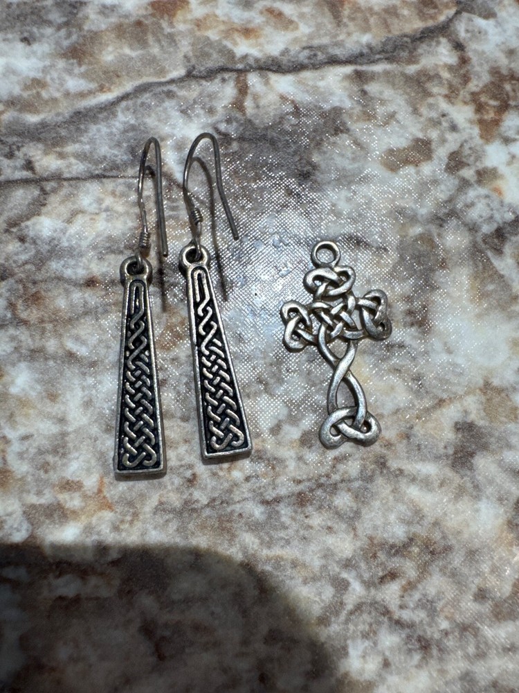 925 Celtic braid earrings and pendant