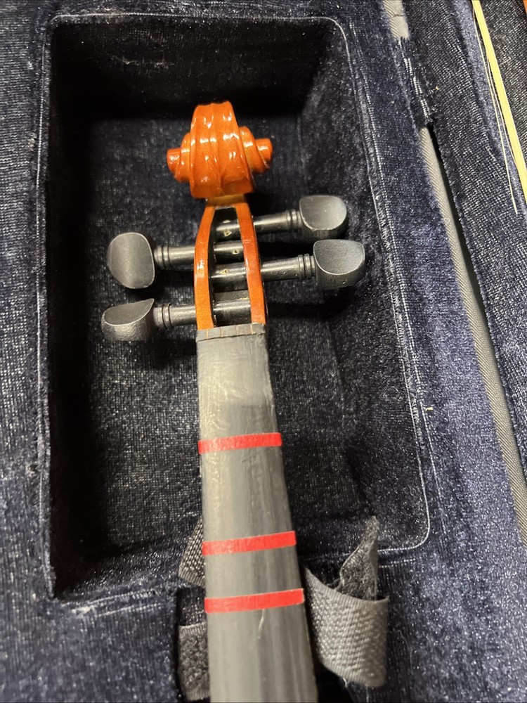 Etude Student Violin with Bow and Case UNTESTED