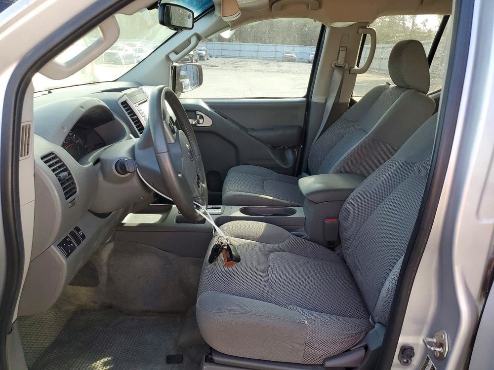 FRONTIER 2016 Glove Box 4971752