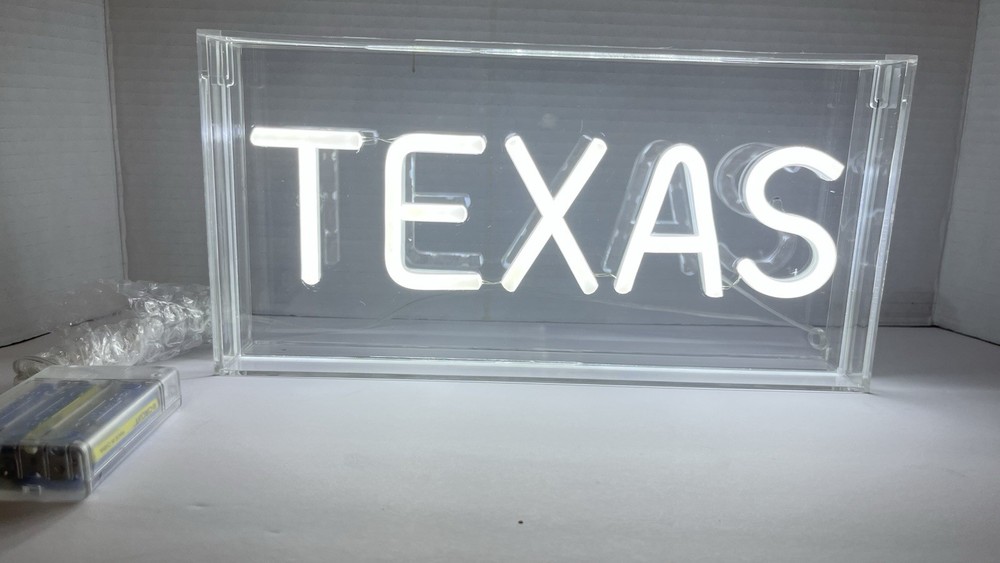 LED sigh “Texas” Battery Operated