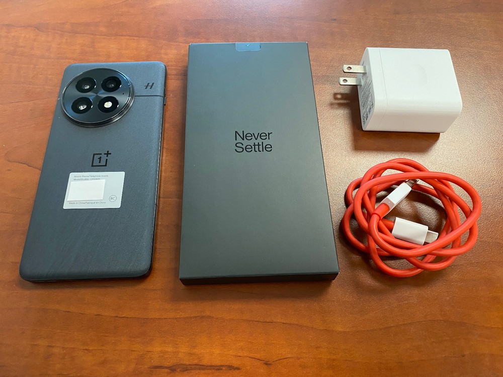 OnePlus 13 - 16GB+512 GB - Black Eclipse- Unlocked-US version (Open Box)