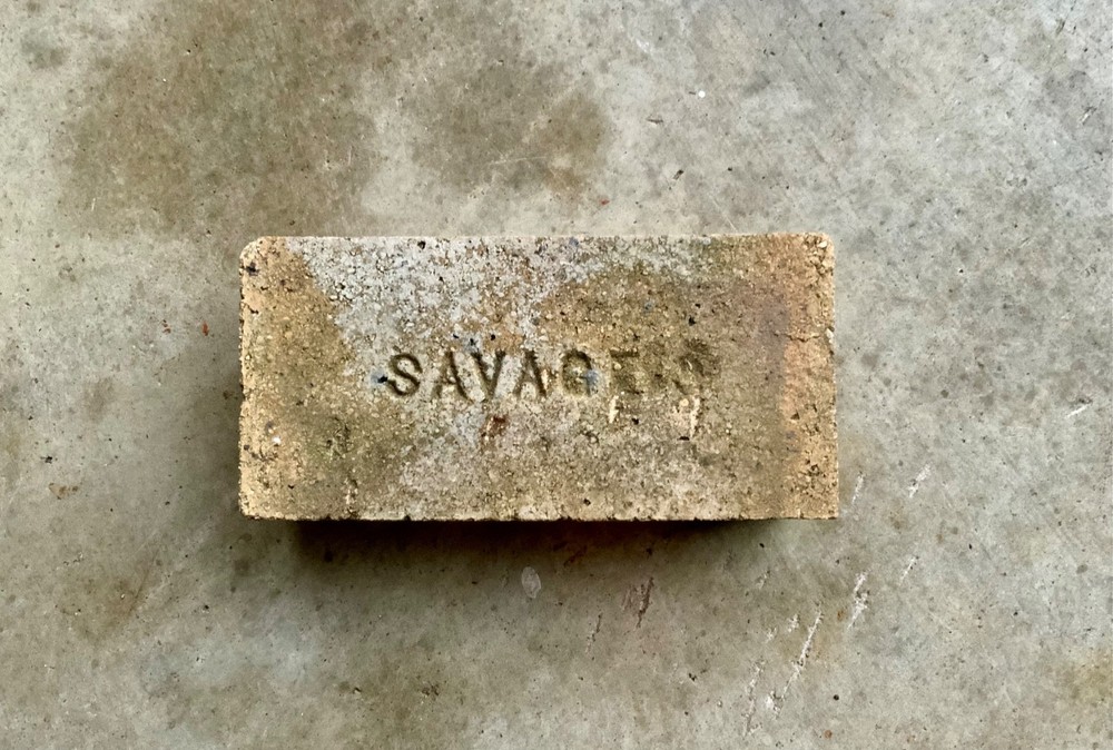 Antique fire brick SAVAGE S. Excellent condition