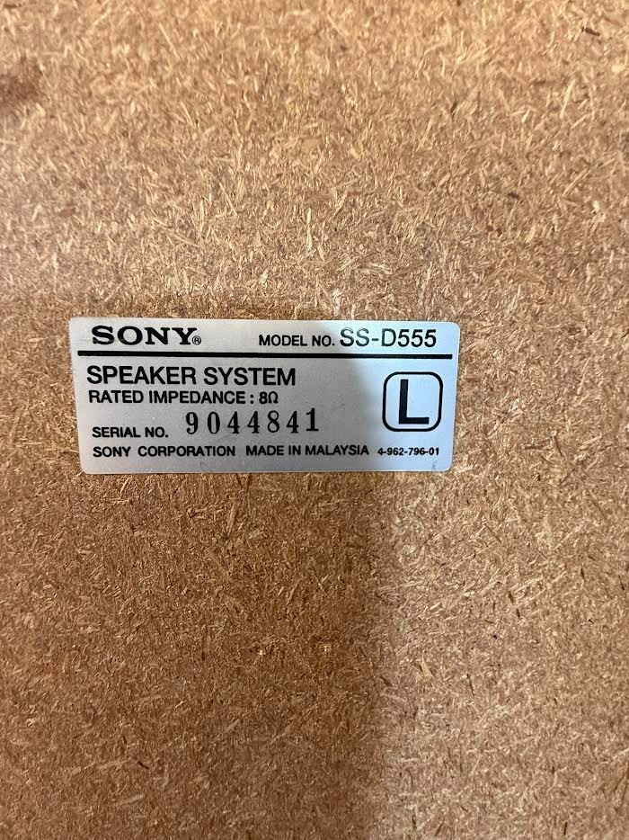 SONY SS-D555 Speaker System - PAIR