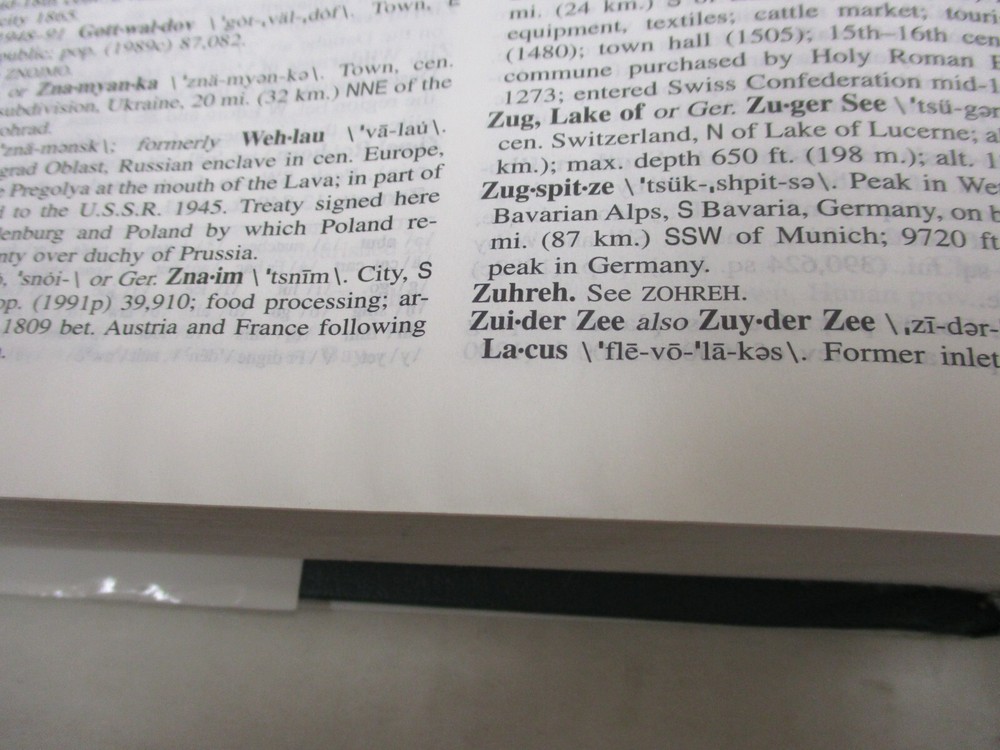 Merriam Webster's Geographical Dictionary 3rd Edition Hardcover Book 1997