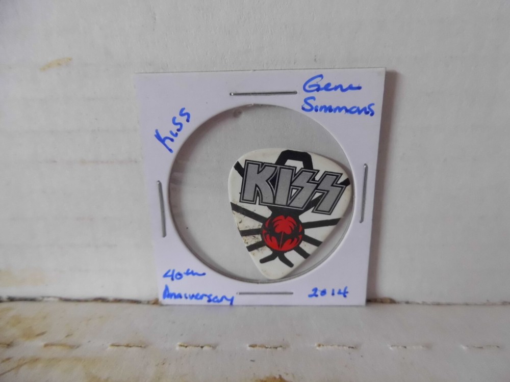 KISS "GENE SIMMONS" 2014 40TH ANNIVERSARY GUITAR PICK~READ DESCRIPTION (#17/2)