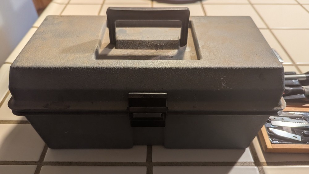 12 By 6" Toolbox Lot Description