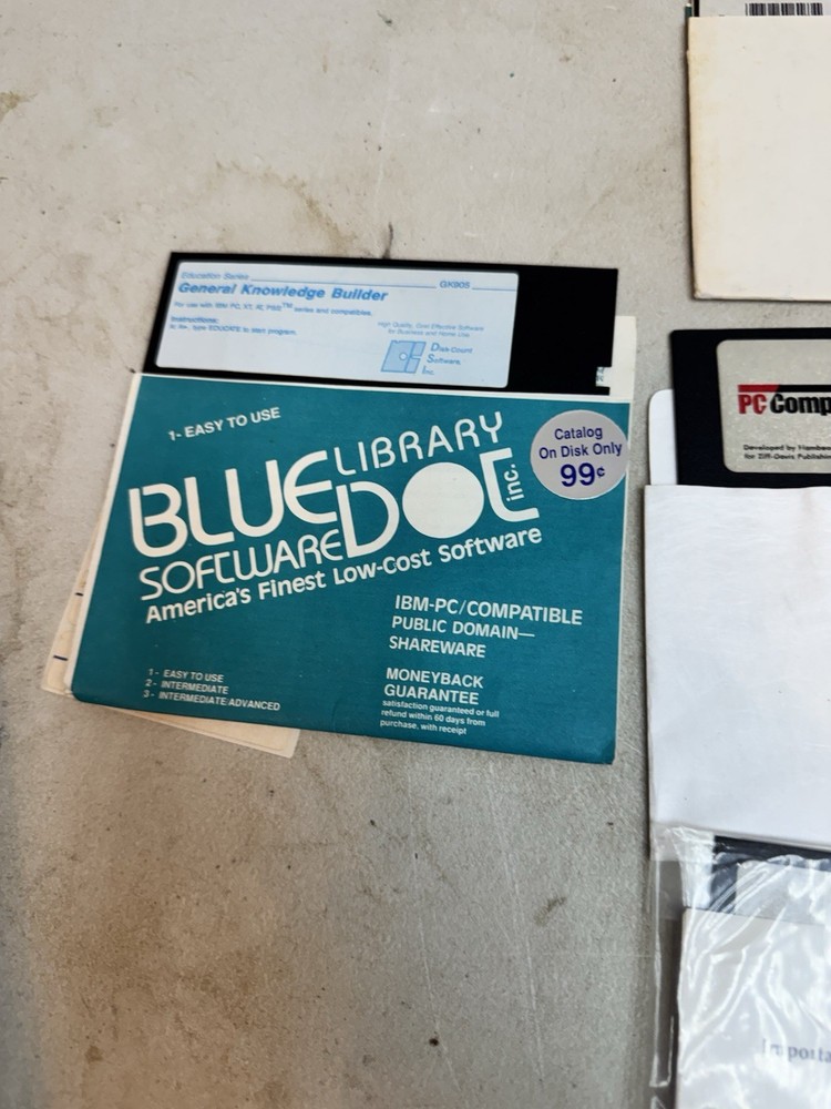 vintage floppy disk software game lot as pictured