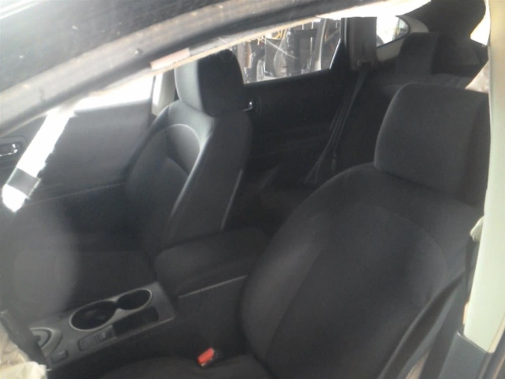 ROGUE 2012 Keys/Latches/Locks 104825167