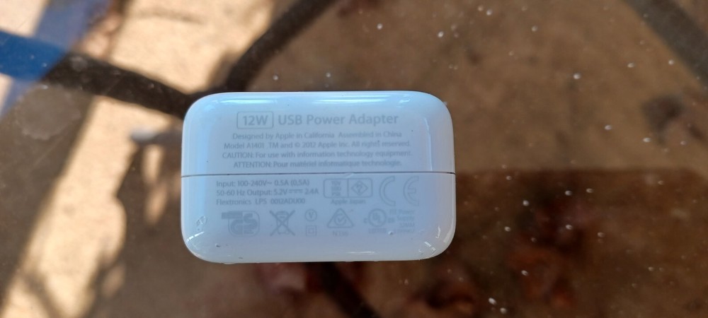 Apple A1401 12W USB Power Adapter