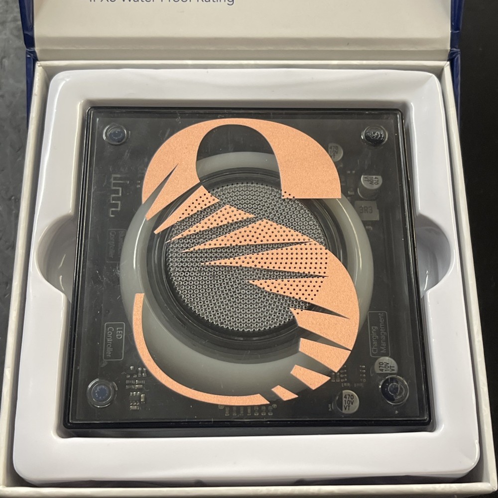 Solekick clear bluetooth speaker