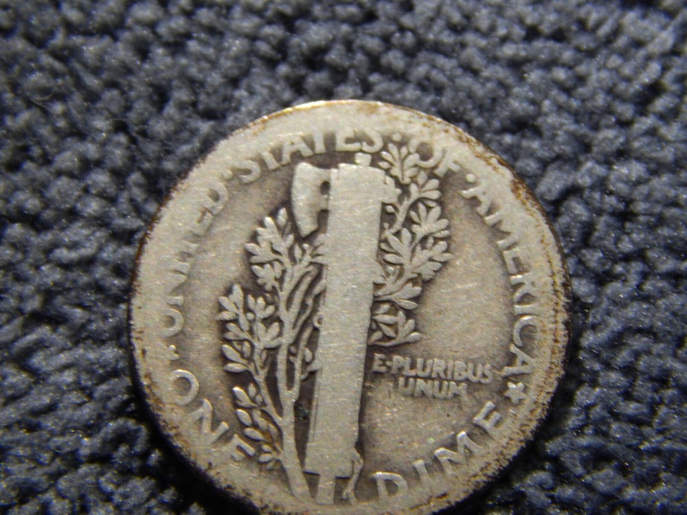 1916- Mercury Dime - Rare with MINT ERRORs Composition Error Still Awesome