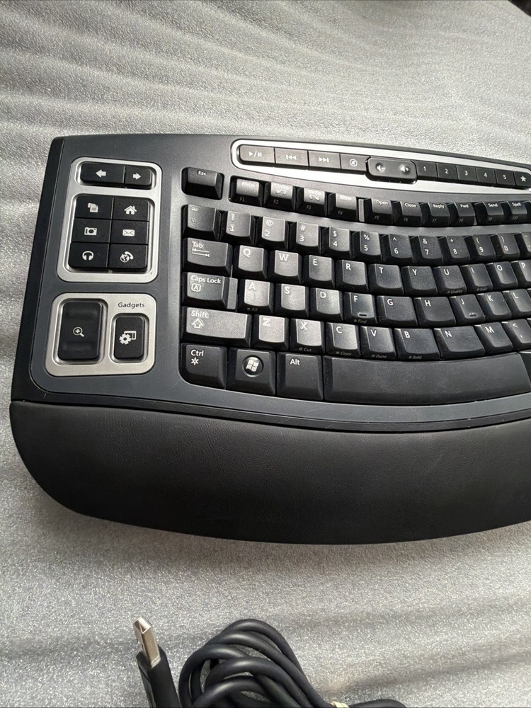Microsoft Wireless Laser Keyboard 5000 & Optical Mouse Ergonomic with Receiver