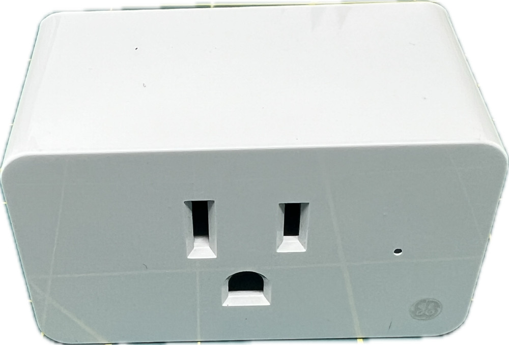 GE CPLGSTDBLW1 On/Off Smart Plug Smart Bridge Alexa & Google