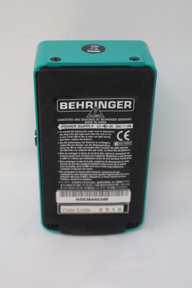 Behringer CS100 Compressor Sustainer Guitar Effects Pedal