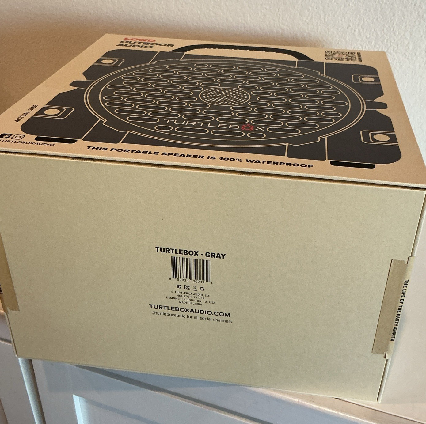 NEW - Turtlebox Grande Outdoor Speaker – Waterproof, Rugged, 126dB - Gray