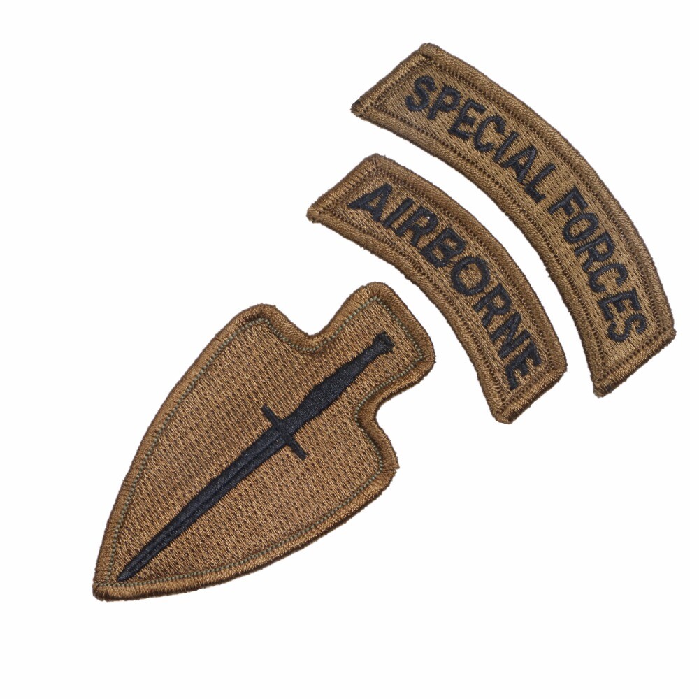 US ARMY SPECIAL OPERATIONS COMMAND AIRBORNE ARMBAND PATCH -chho981