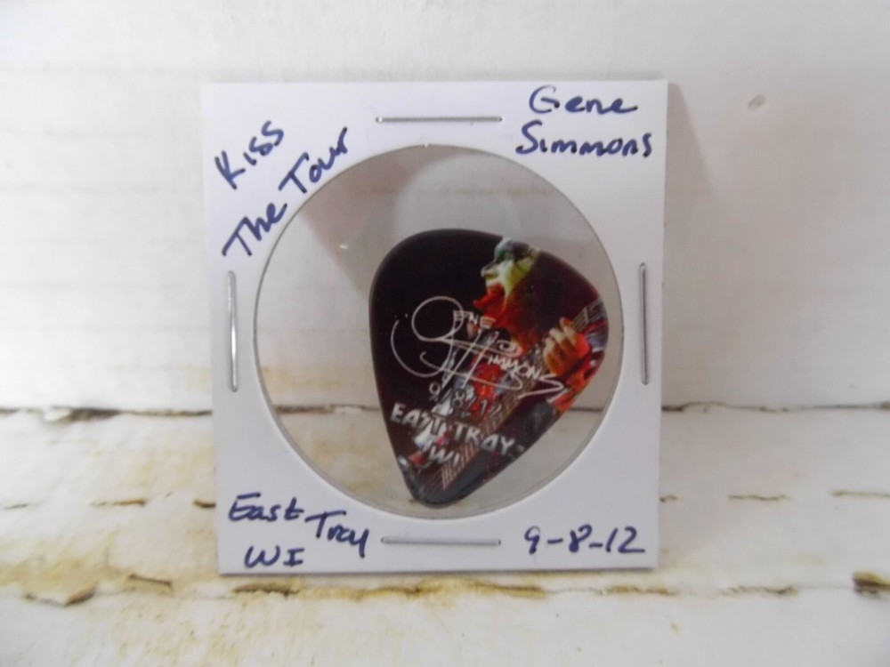KISS "GENE SIMMONS" 2012 GUITAR PICK~READ DESCRIPTION #15~6