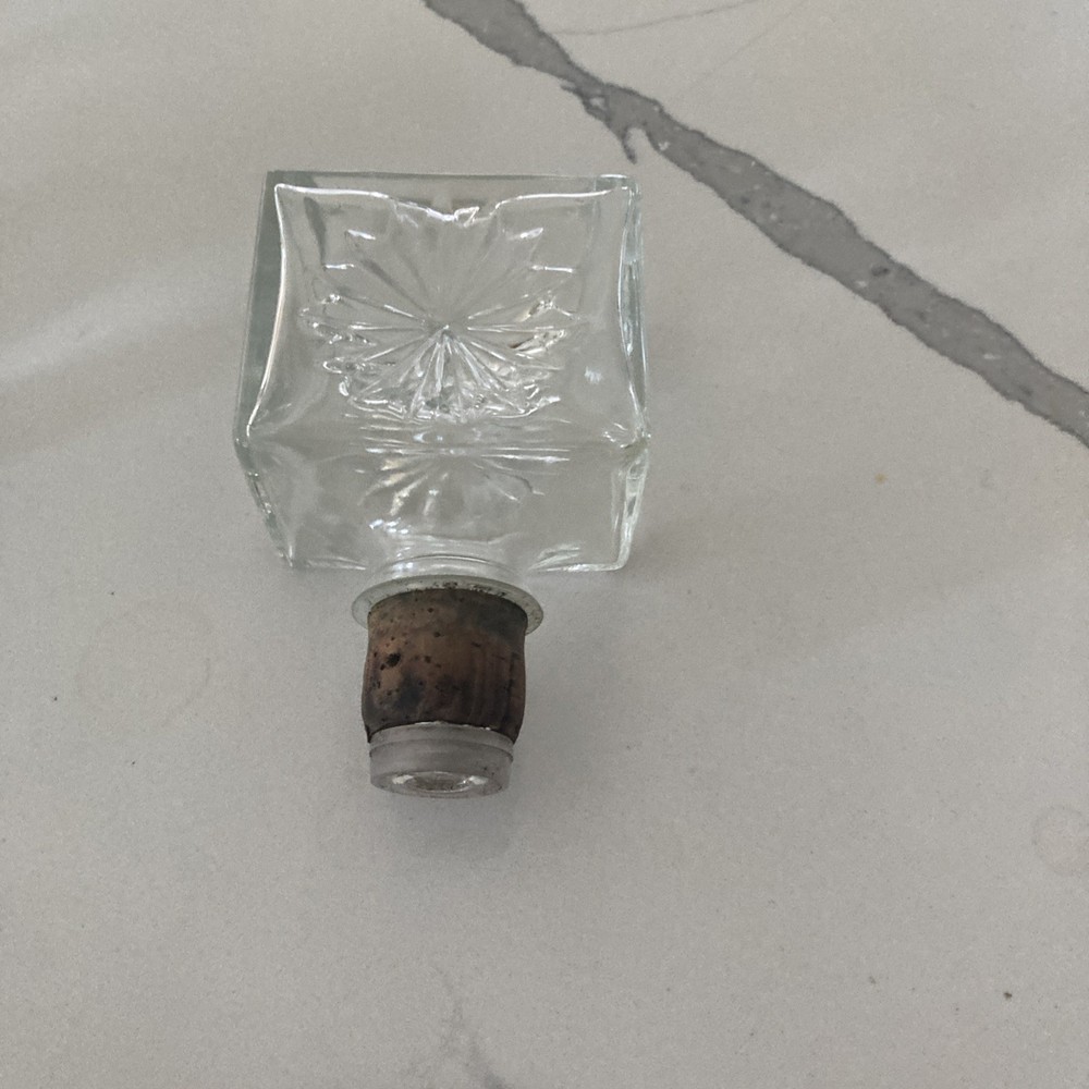 Four roses decanter