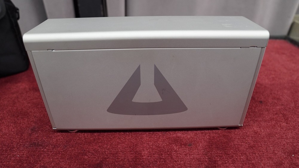 Magma ExpressBox 3T Thunderbolt 2 Expansion Chassis