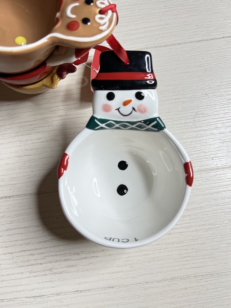 St. Nicholas Square Ceramic Measuring Cups & Spoons