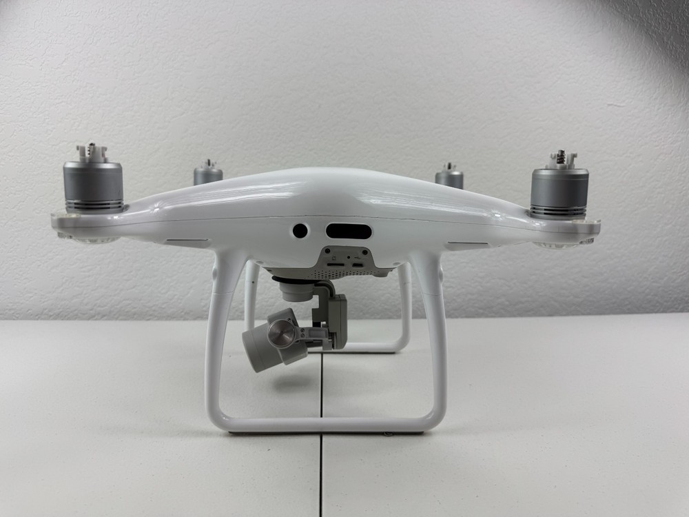 DJI Phantom 4 Pro 4K Camera Drone - White WM331A Bundle DRONE + CAMERA ONLY