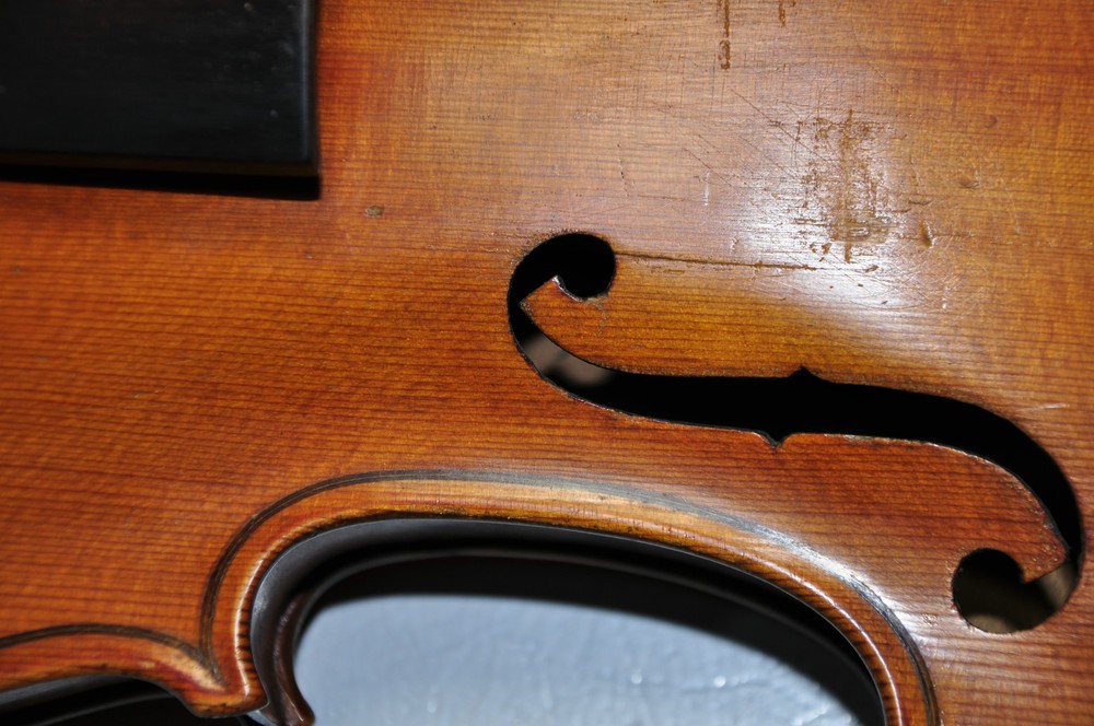 Jacobus Stainer in Absam 1665 Violin w/ 2 Bows