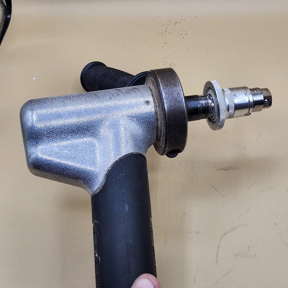 Dynabrade 51450 Two-Hand Rotary Buffer 5in-8in Air Tool Tested Works