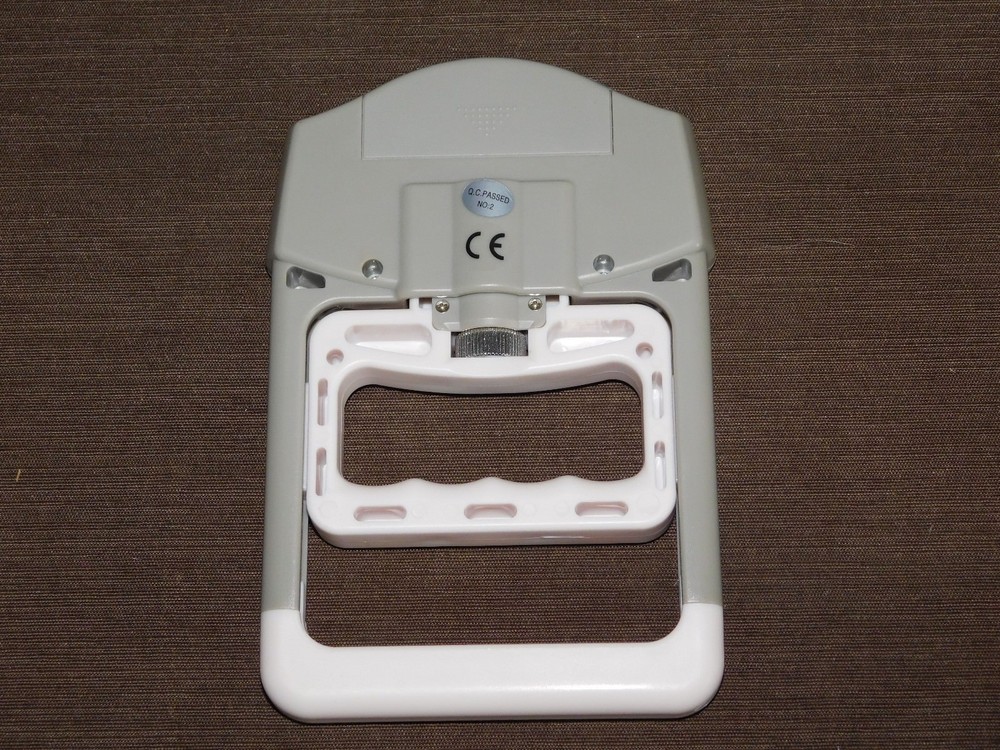 CE EH 101 ELECTRONIC HAND DYNAMOMETER HAND STRENGTH TESTER IN BOX
