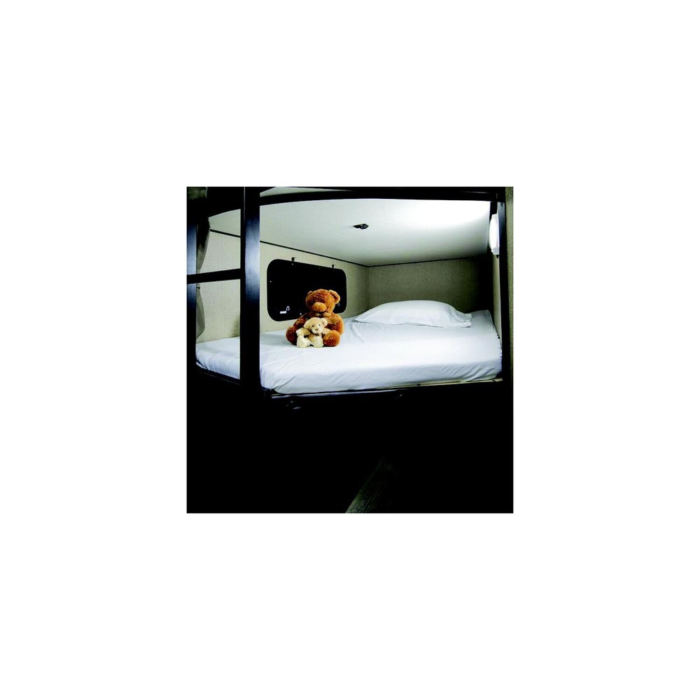 Lippert 2020218507 Thomas Payne Microfiber Sheet Set, White, Three Quarter