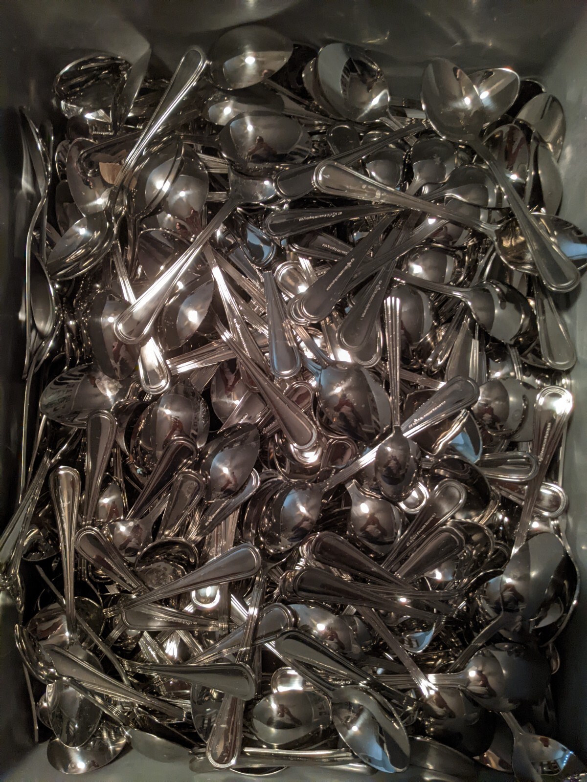 2 Dozen Update International RE-110 Regency Restaurant 18/8 Stainless Tablespoon