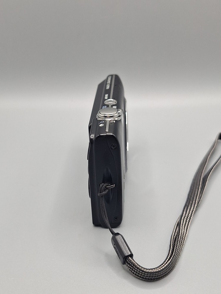Nikon Coolpix S2550 Digital Camera,SPARES, Please Read Description. Lens Error.