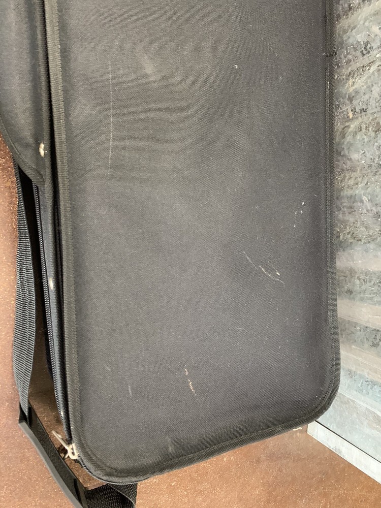 Bobelock Violin Case with Blue Interior-black