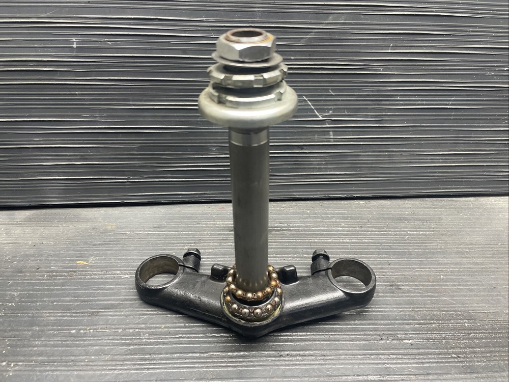 2013 Honda CBR250R Bottom triple tree #920245