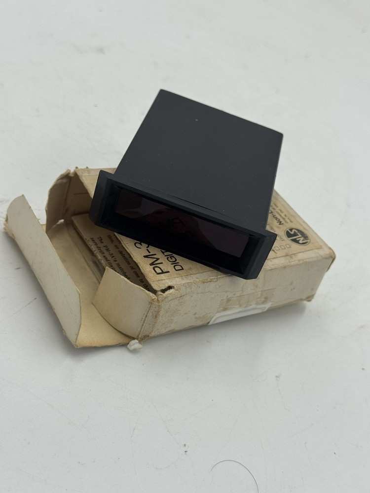 Non Linear Systems PM-3A Digital Panel Meter 3-Digit NOS