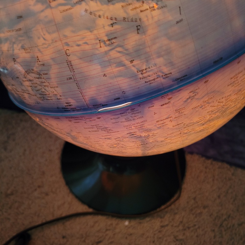 Vintage 80's Earth Globe Scan Lighted lliuminated World