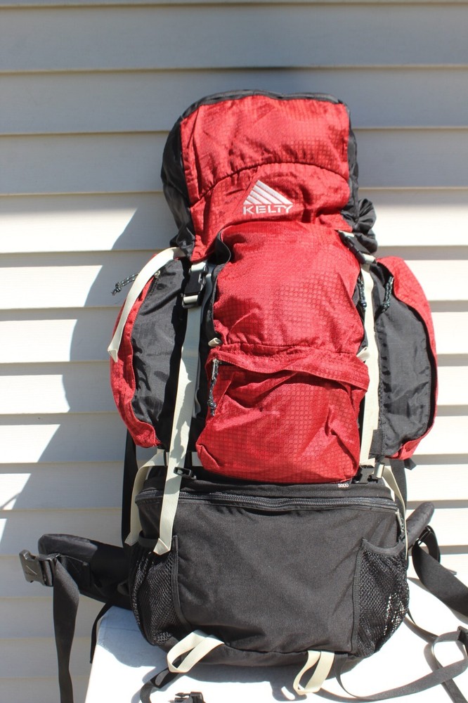 Kelty Comanche 5500 Hiking Backpack Red Black Excellent Condition