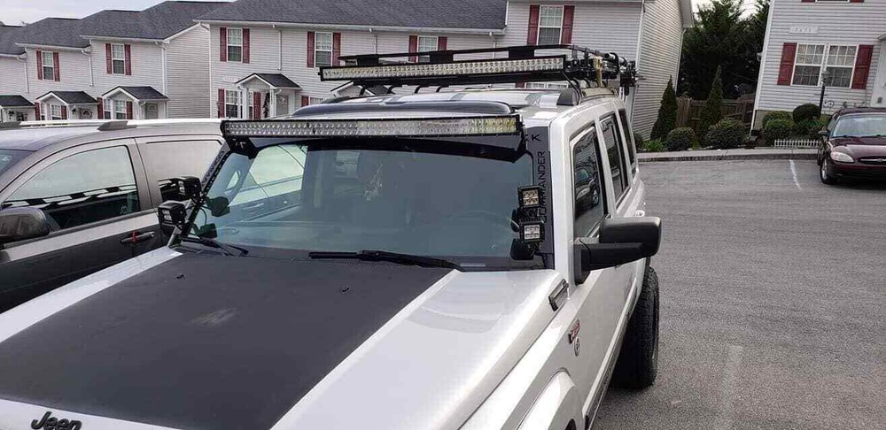 Windshield Pillar Mounted Brackets LED Light Bar FITS Jeep Commander XK