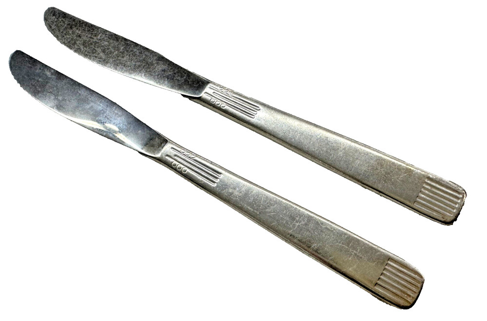 2 Modern Solid Dinner Knives Oneida Silver Silverplate 1956 Skyline 8 3/8"